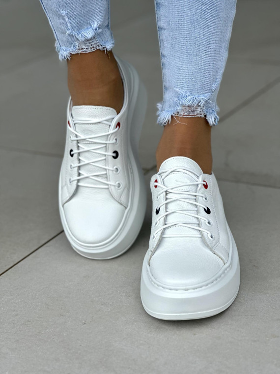 Wygodne białe trampki damskie, skóra naturalna