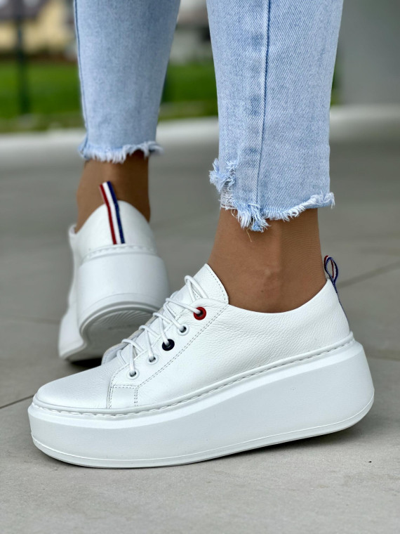 Wygodne białe trampki damskie, skóra naturalna