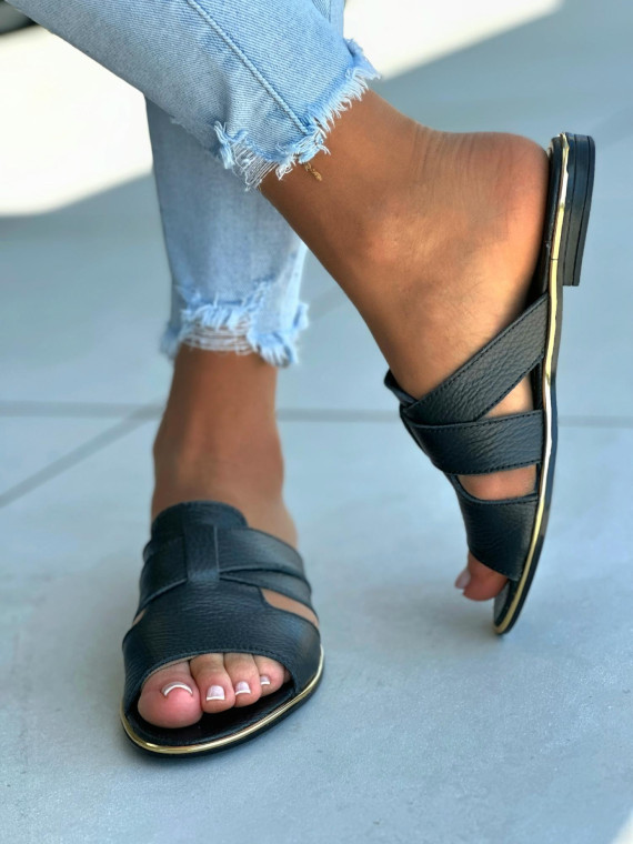 Czarne-klapki-damskie-skorzane-OLEKSY