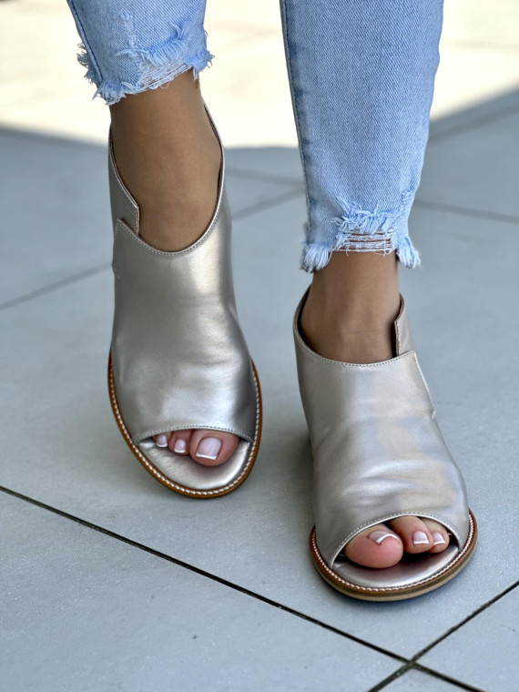 Zlote-sandały-OLEKSY-ze-skory-naturalnej