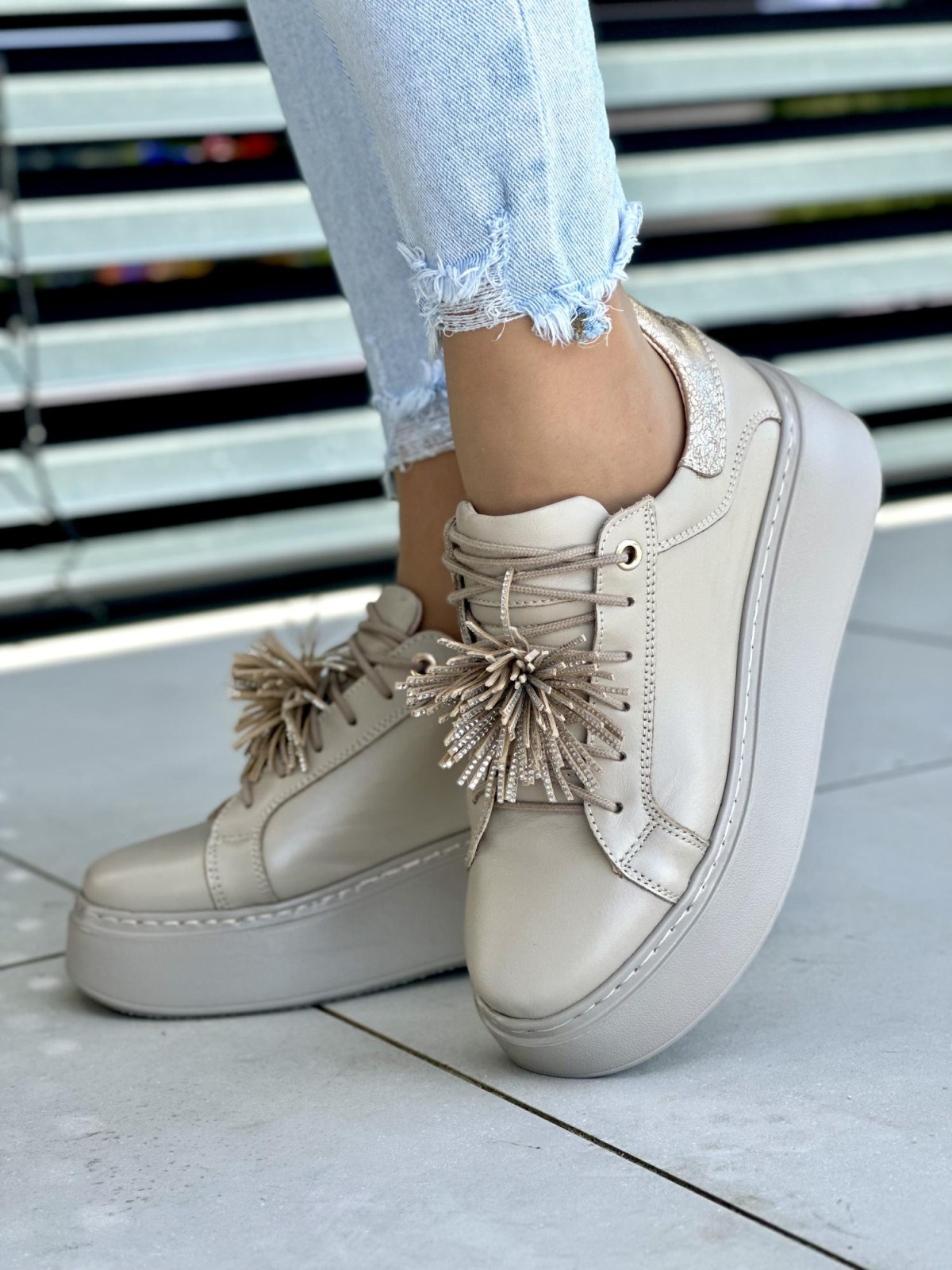 Bezowo-złote-trampki-damskie-Oleksy-skóra-naturalna