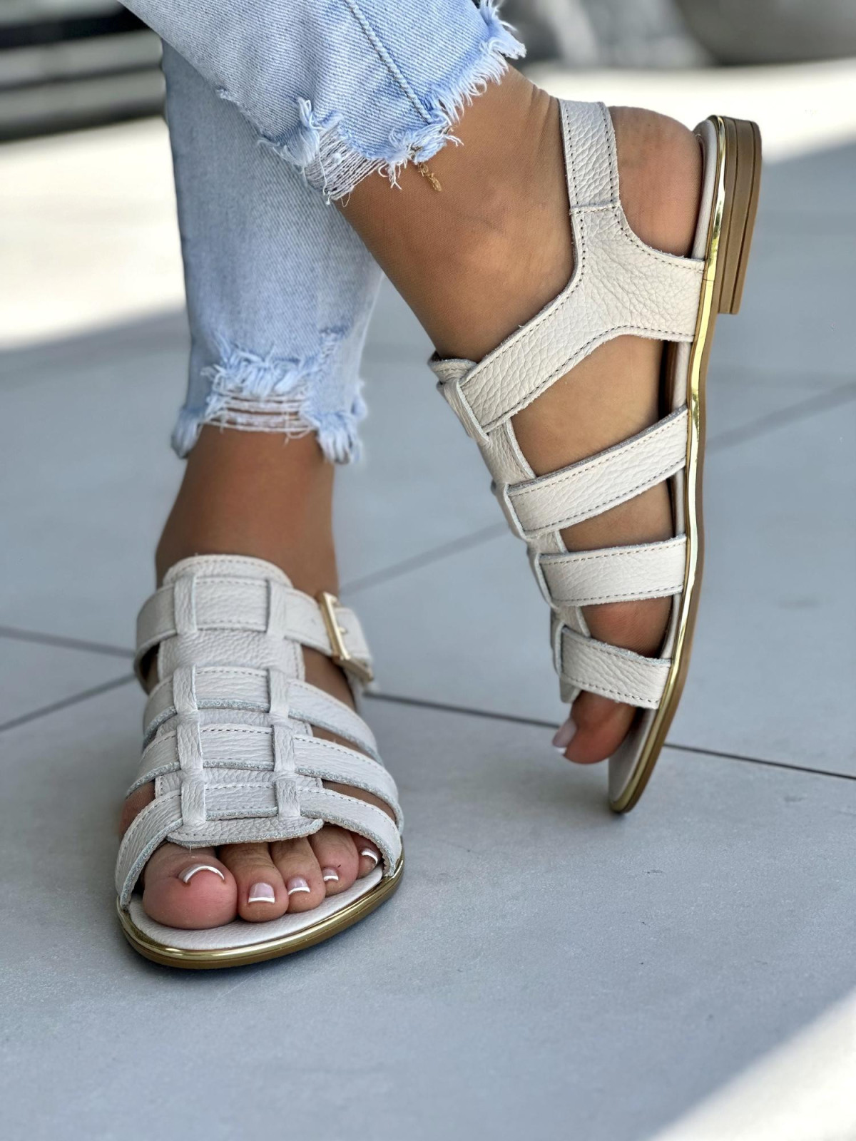 Bezowe-sandały-damskie-Oleksy-skora-naturalna