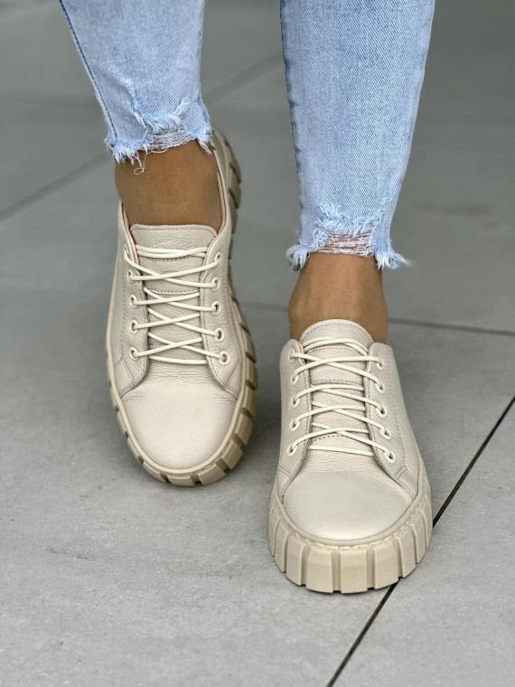 Bezowe-trampki-damskie-skorzane-OLEKSY-polskiej-produkcji-na-grubej-podeszwie