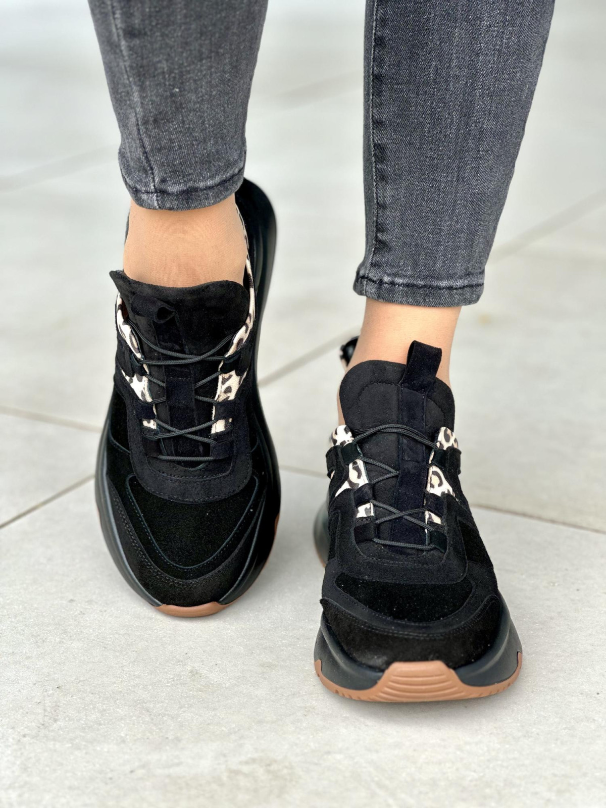 Czarne-sneakersy-damskie-skorzane-OLEKSY-polska-produkcja