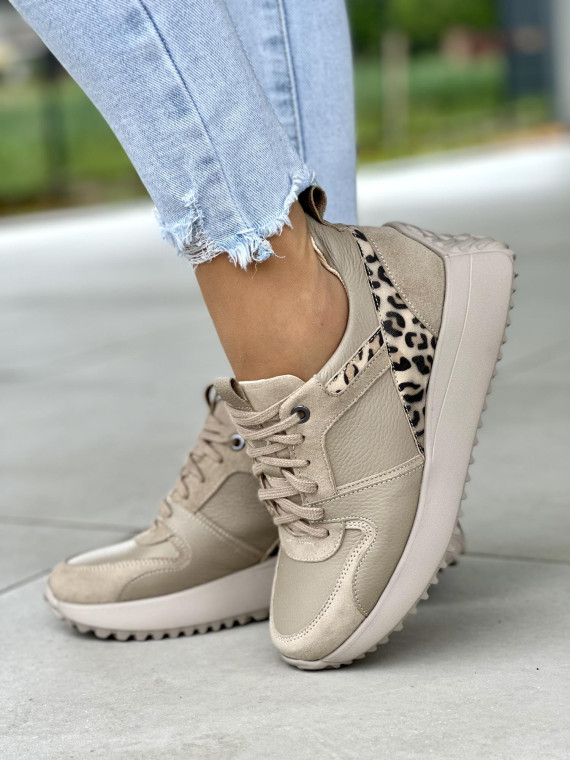 Bezowe-sneakersy-damskie-skorzane-polskiej-produkcji-oleksy