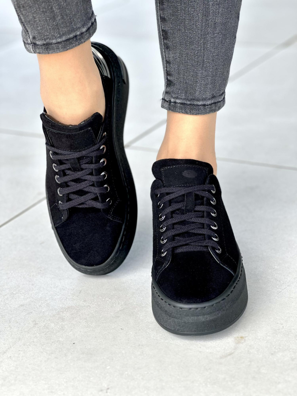 Czarne-sneakersy-damskie-skorzane-OLEKSY-polskiej-produkcji