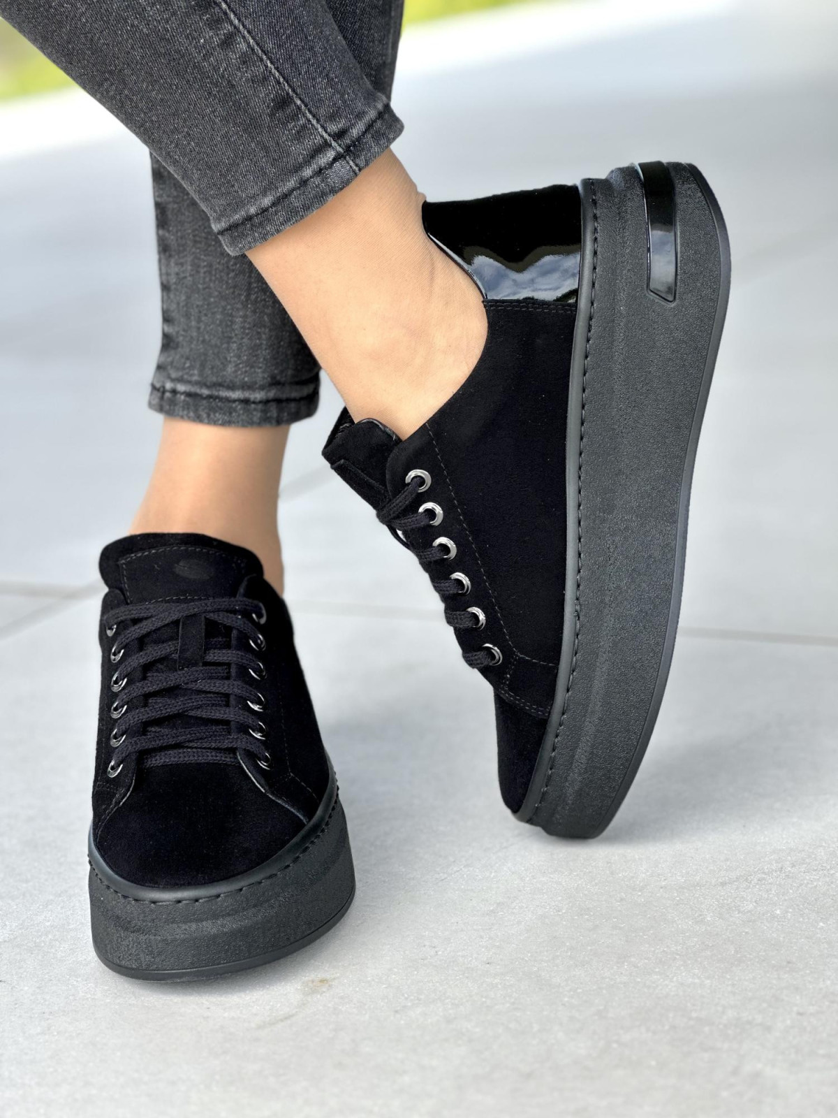 Czarne-sneakersy-damskie-skorzane-OLEKSY-polskiej-produkcji