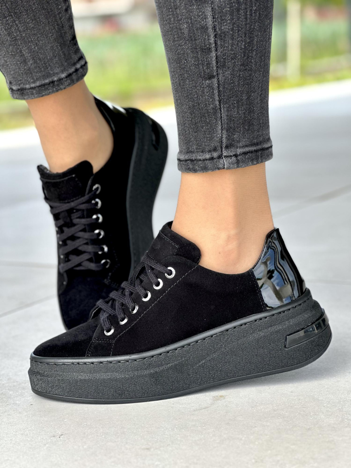 Czarne-sneakersy-damskie-skorzane-OLEKSY-polskiej-produkcji