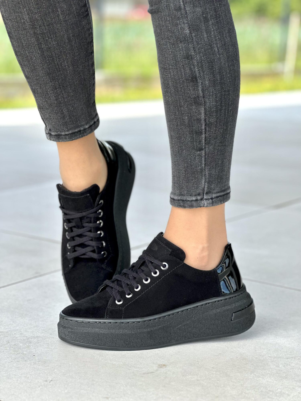 Czarne-sneakersy-damskie-skorzane-OLEKSY-polskiej-produkcji