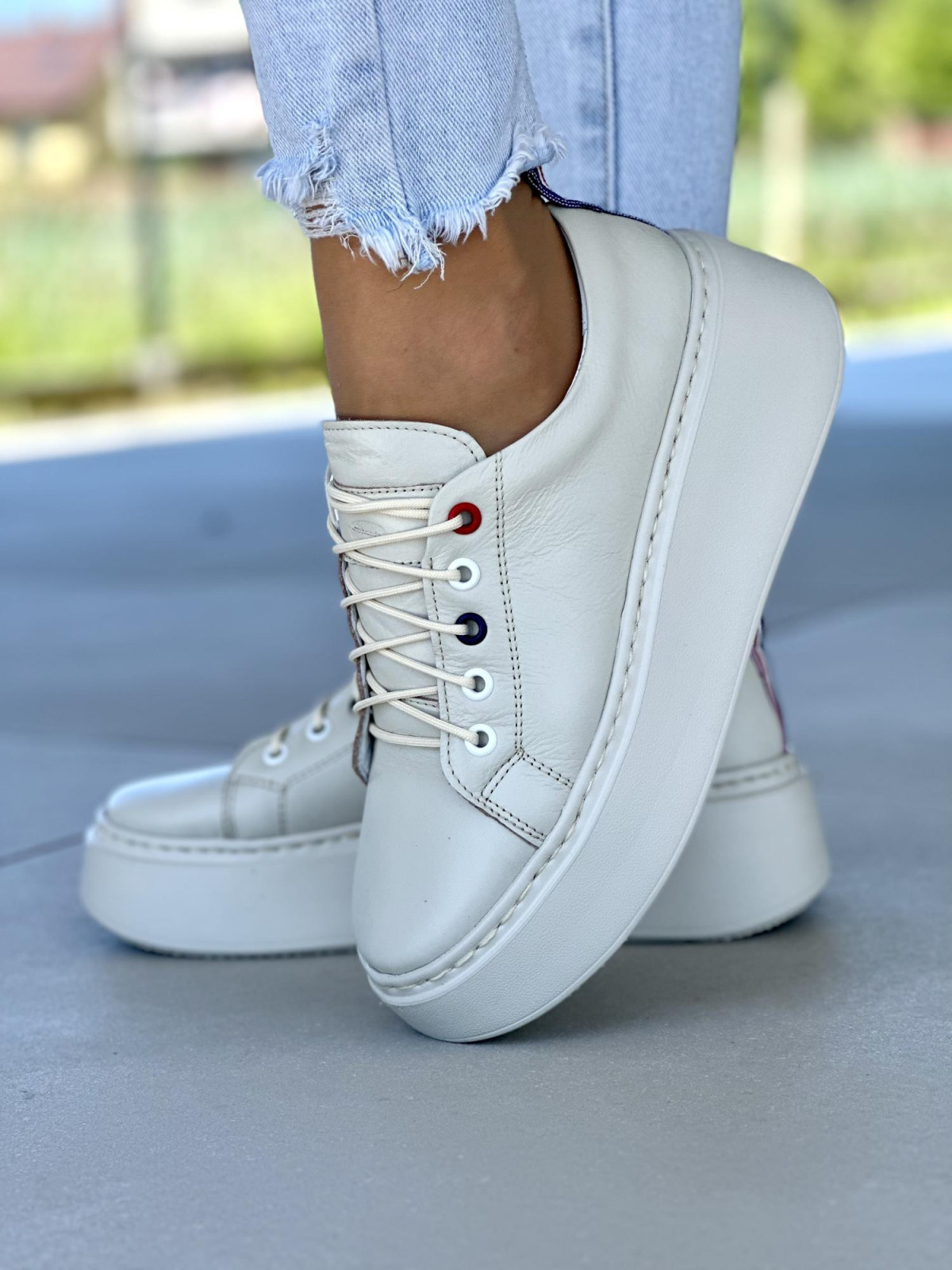 Trampki-damskie-skorzane-OLEKSY-polskiej-produkcji