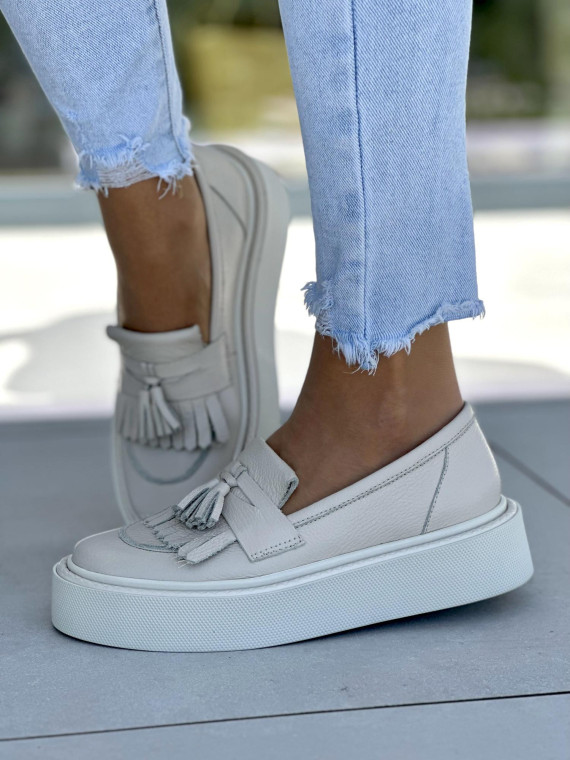 Bezowe-mokasyny-damskie-skorzane-OLEKSY-polskiej-produkcji