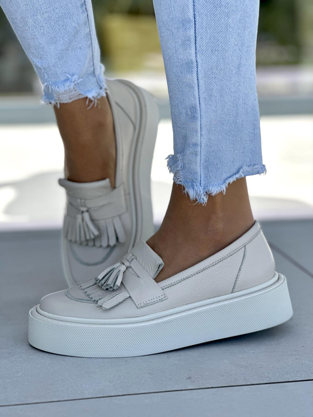 Bezowe-mokasyny-damskie-skorzane-OLEKSY-polskiej-produkcji