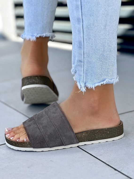 Bardzo-wygodne-brazowe-klapki-OLEKSY-ze-skory-naturalnej-polskiej-produkcji