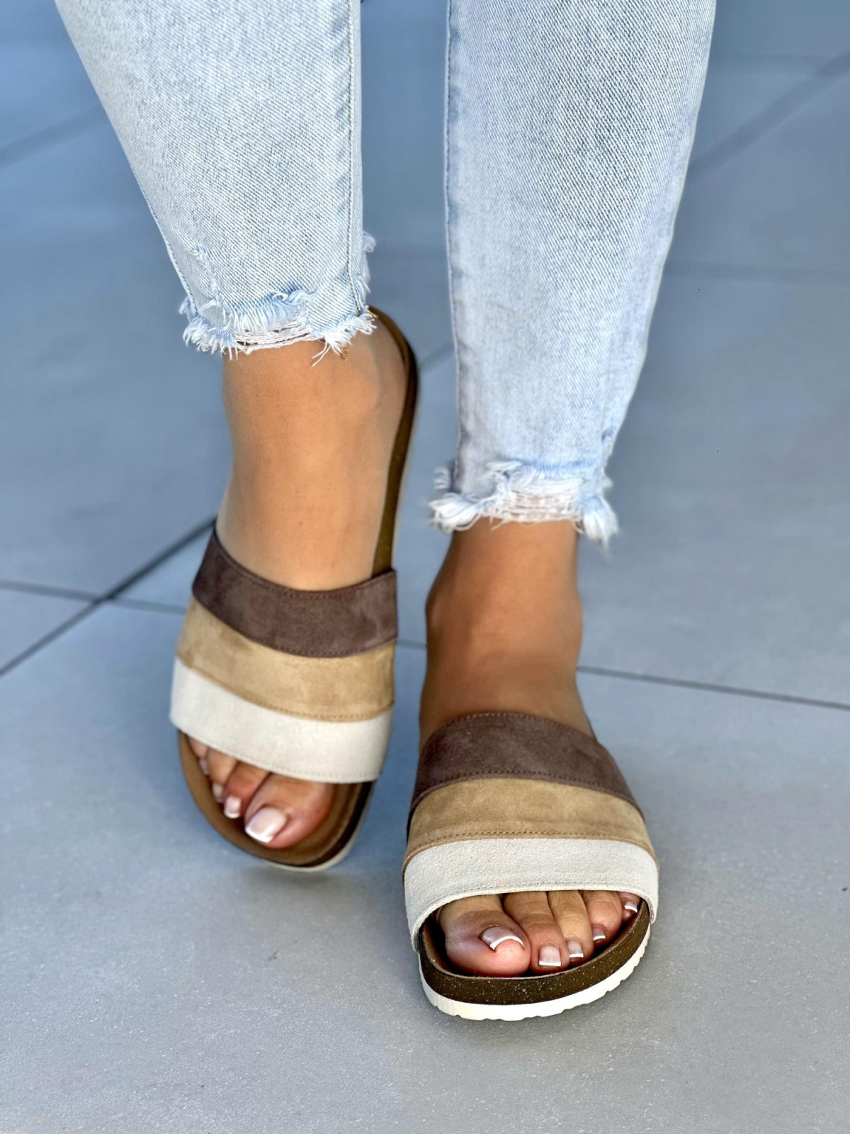 Wygodne-klapki-damskie-skorzane-OLEKSY-polskiej-produkcji