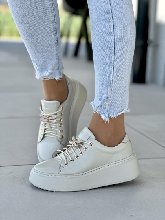 Bezowe-trampki-damskie-skorzane-OLEKSY-polskiej-produkcji-na-grubej-podeszwie