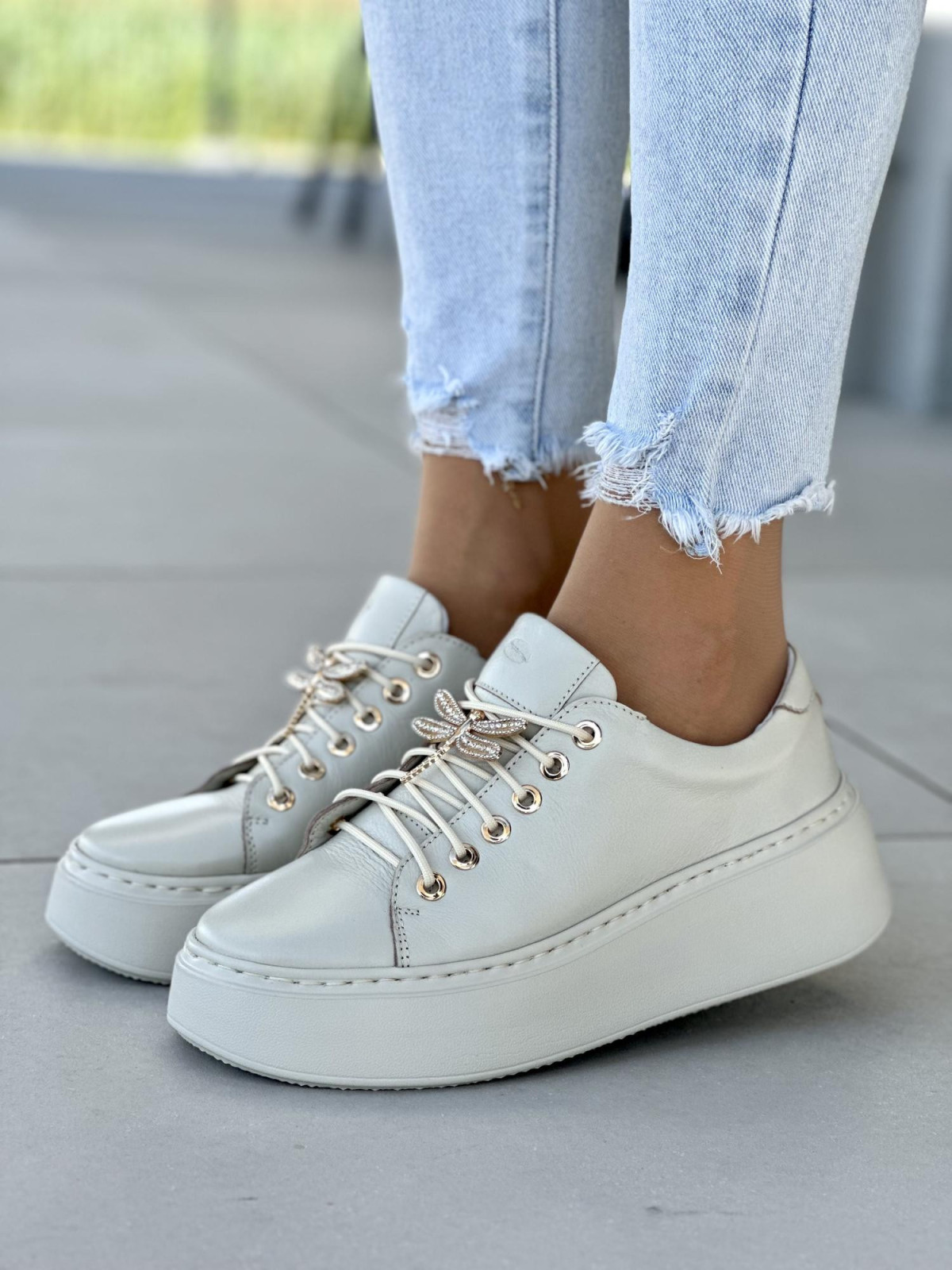 Bezowe-trampki-damskie-skorzane-OLEKSY-polskiej-produkcji-na-grubej-podeszwie