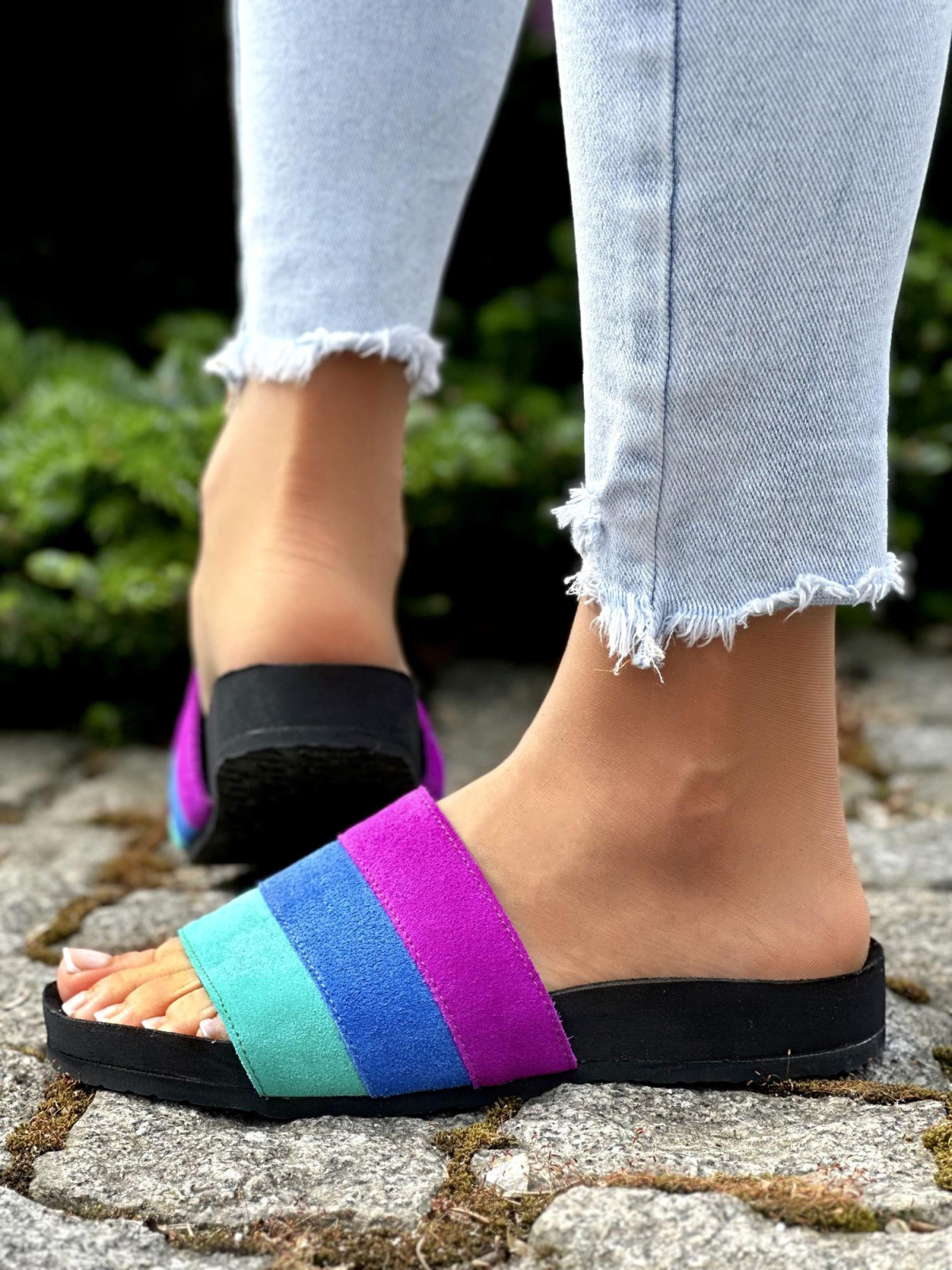 Wielokolorowe-klapki-damskie-skorzane-OLEKSY-polskiej-produkcji