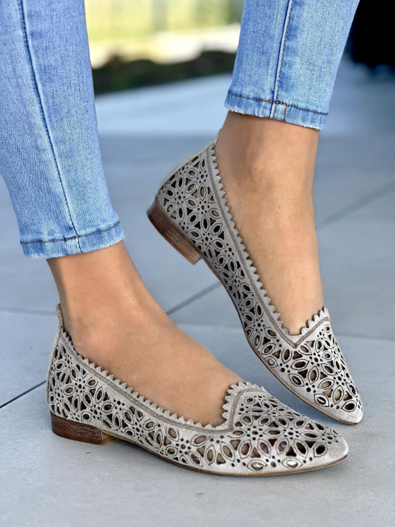 Piekne-azurowe-bezowe-baleriny-damskie-skorzane-OLEKSY-polskiej-produkcji