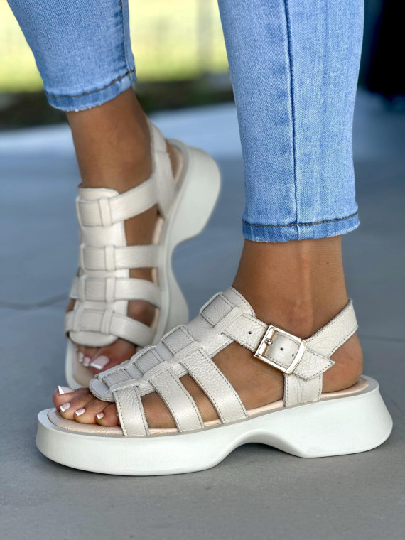 Bezowe-sandały-OLEKSY-ze-skory-naturalnej