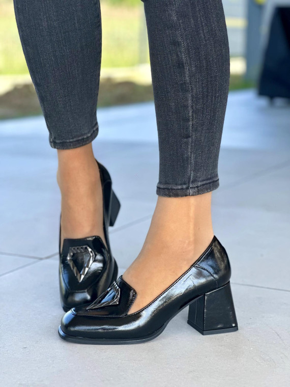 Czarne-polbuty-damskie-OLEKSY-ze-skory-naturalnej-polskiej-produkcji-na-wygodnym-obcasie