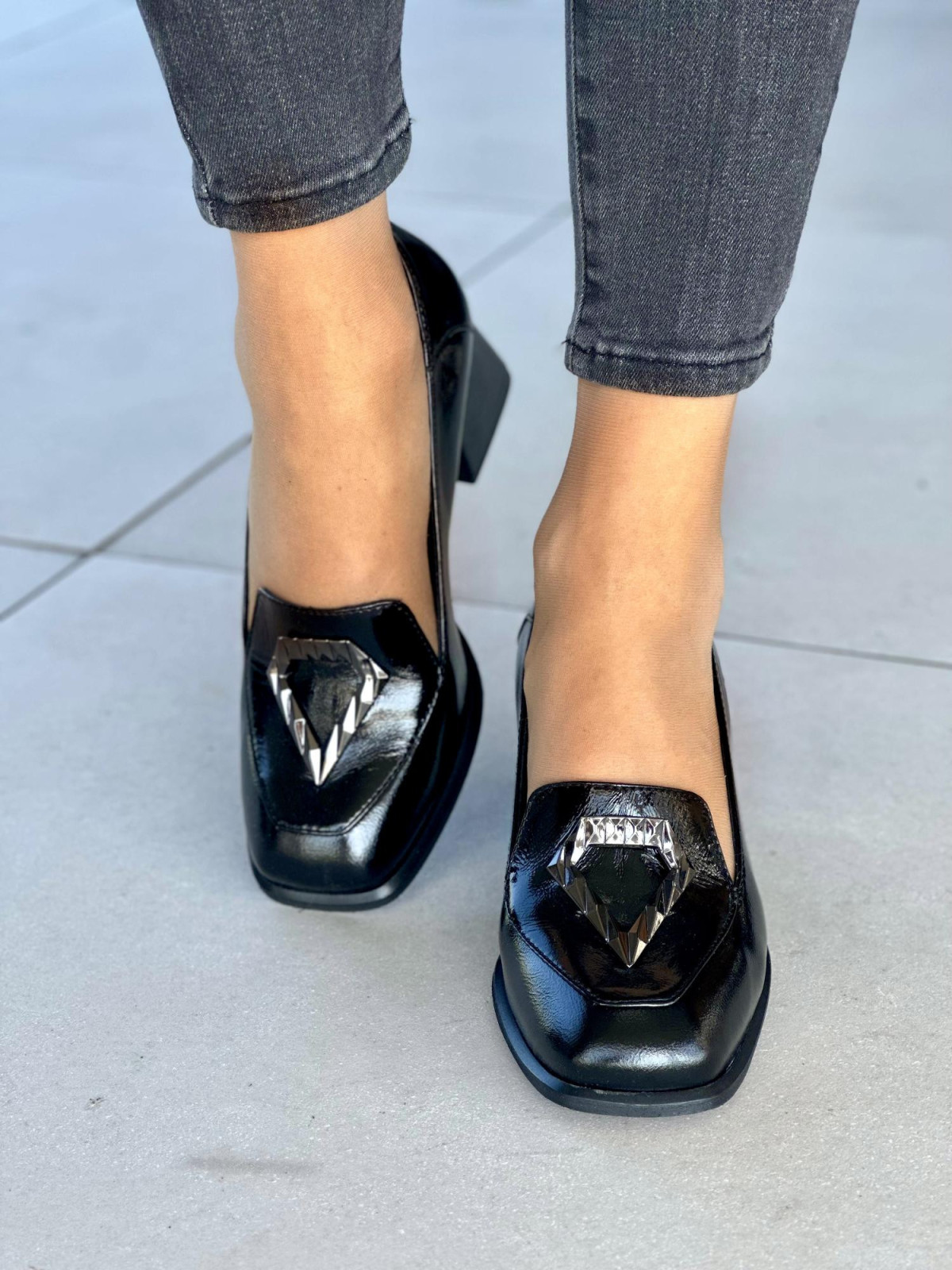 Czarne-polbuty-damskie-OLEKSY-ze-skory-naturalnej-polskiej-produkcji-na-wygodnym-obcasie