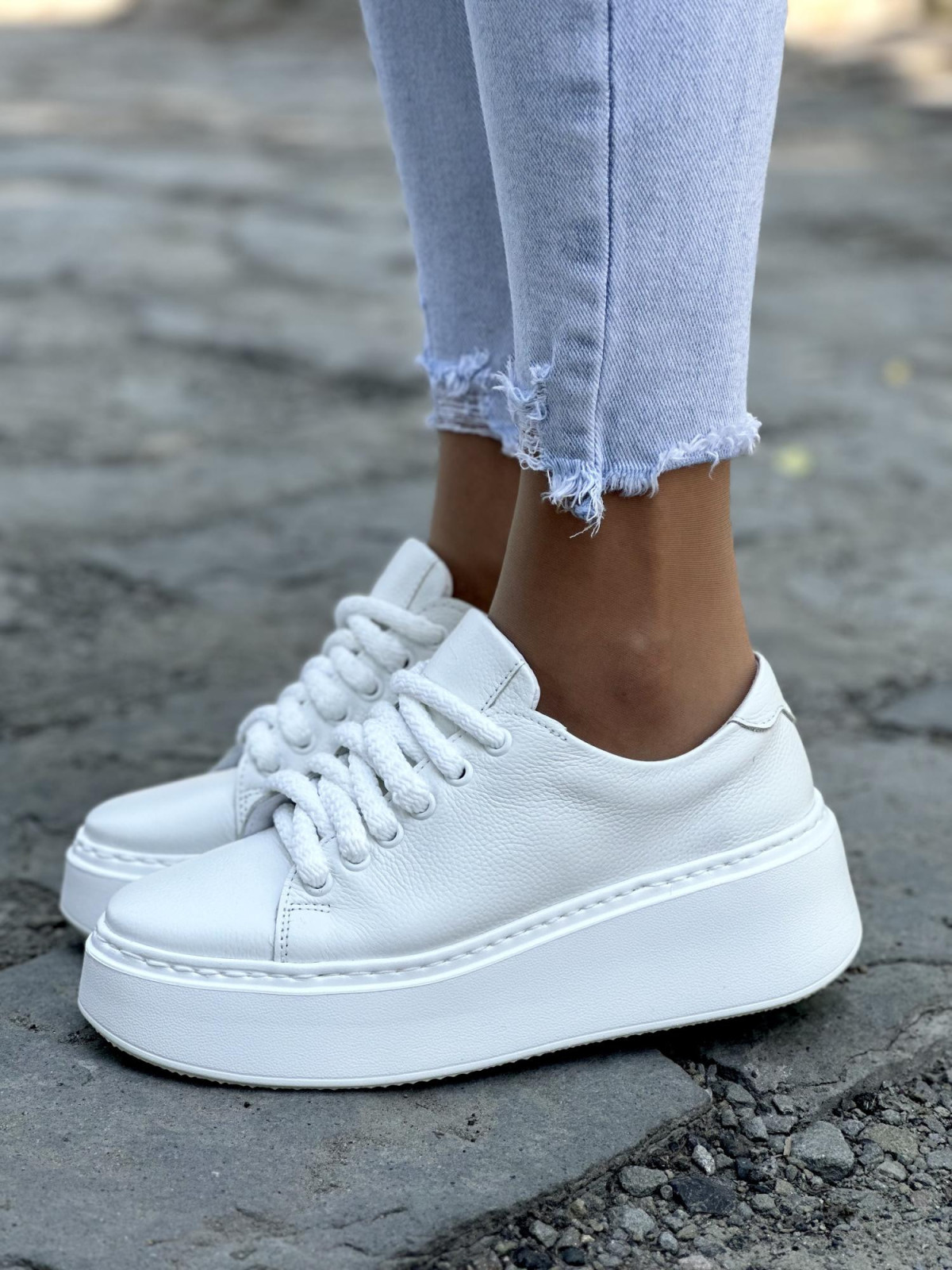 Biale-sneakersy-damskie-OLEKSY-ze-skory-naturalnej-polskiej-produkcji