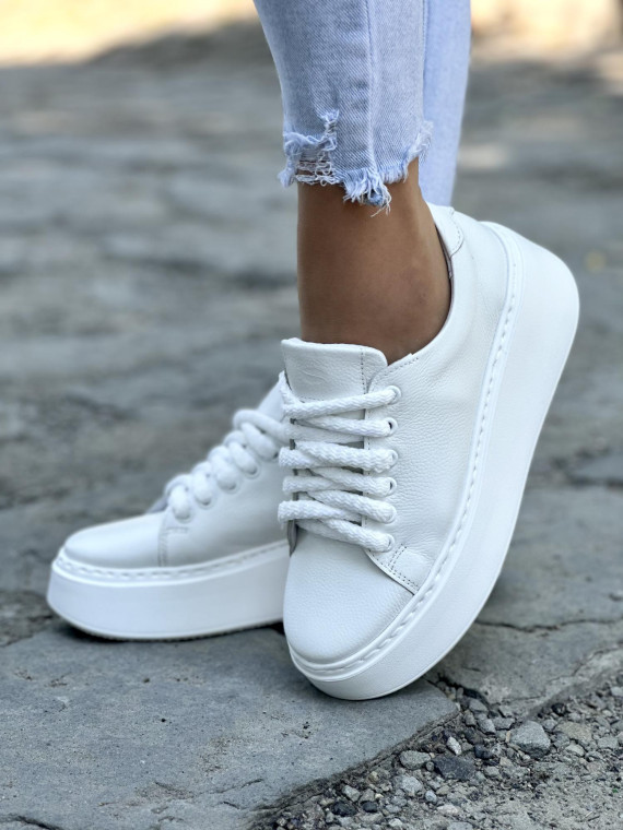 Biale-sneakersy-damskie-OLEKSY-ze-skory-naturalnej-polskiej-produkcji