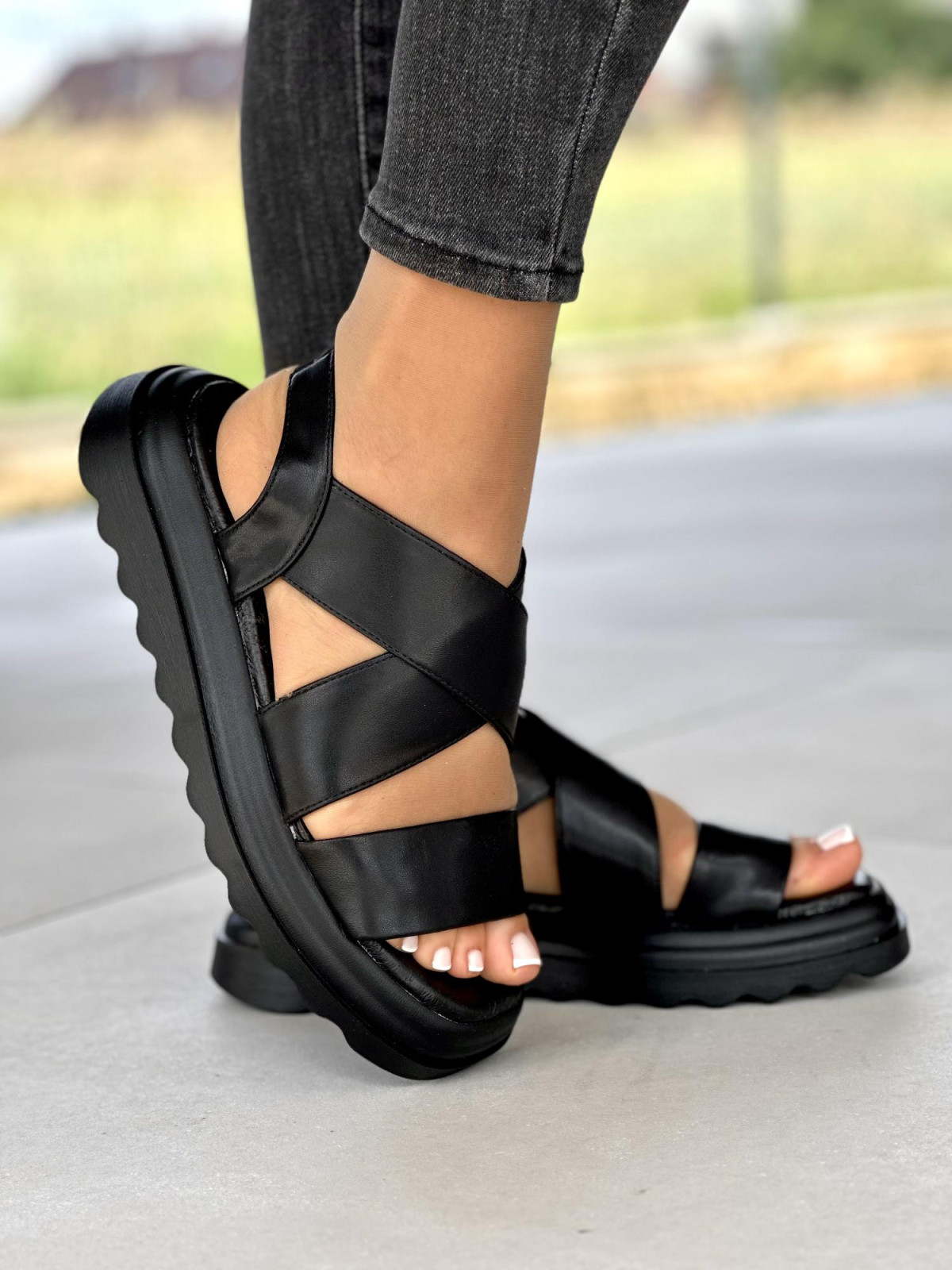 Sandaly-damskie-skorzane-OLEKSY-na-wygodnej-podeszwie-polskiej-produkcji