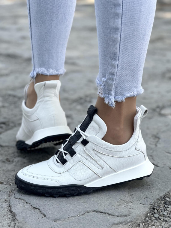 Biale-sneakersy-OLEKSY-ze-skory-naturalnej-polskiej-produkcji