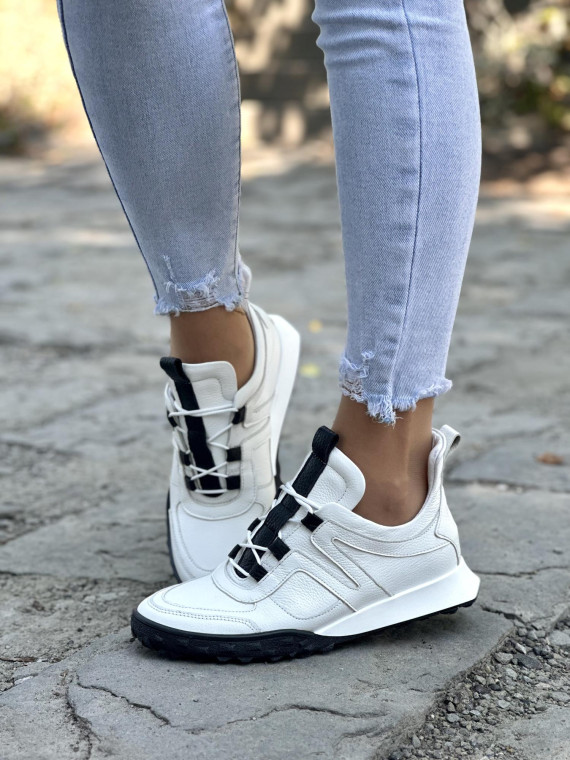 Biale-sneakersy-OLEKSY-ze-skory-naturalnej-polskiej-produkcji