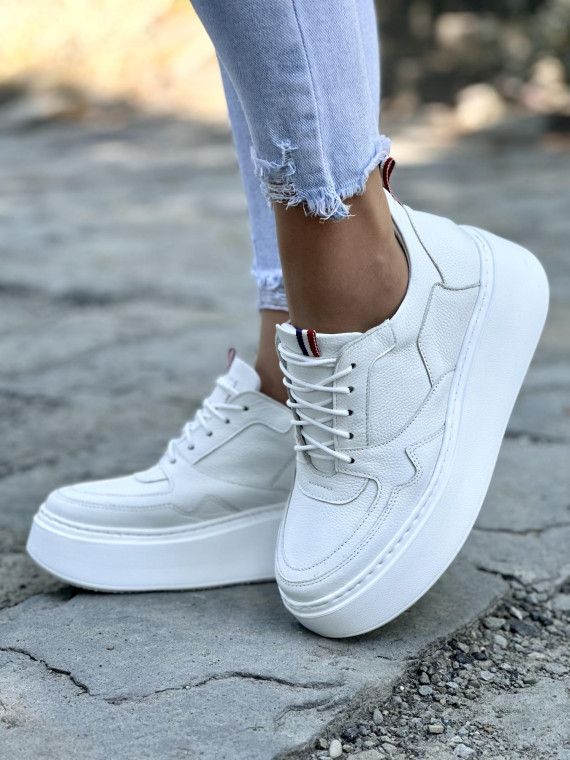 Biale-sneakersy-damskie-OLEKSY-ze-skory-naturalnej-polskiej-produkcji