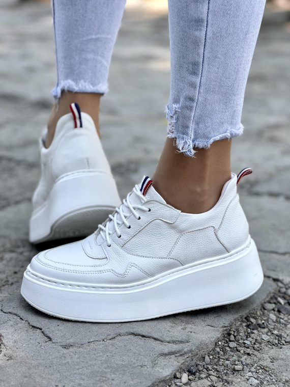 Biale-sneakersy-damskie-OLEKSY-ze-skory-naturalnej-polskiej-produkcji