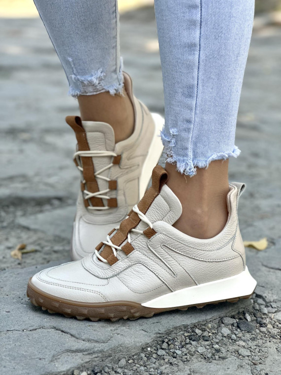 Bezowe-sneakersy-OLEKSY-ze-skory-naturalnej-polskiej-produkcji