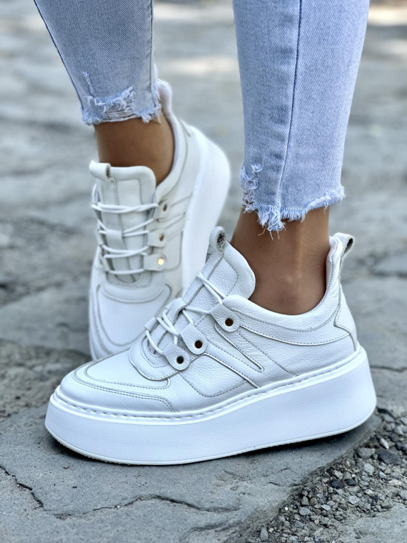 Biale-sneakersy-damskie-OLEKSY-ze-skory-naturalnej-polskiej-produkcji-na-grubej-podeszwie