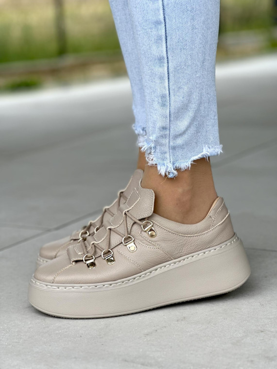 Bezowe-trampki-damskie-skorzane-OLEKSY-polskiej-produkcji