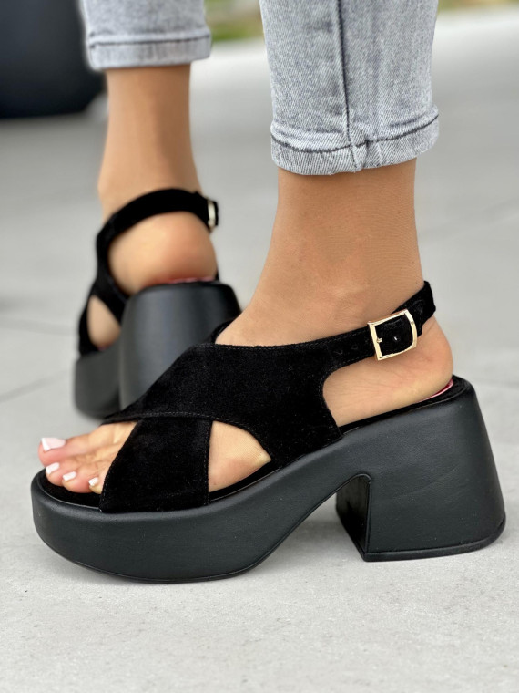 Czarne modowe sandały damskie OLEKSY ze skóry naturalnej polskiej produkcji