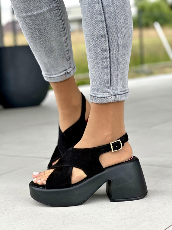 Czarne modowe sandały damskie OLEKSY ze skóry naturalnej polskiej produkcji