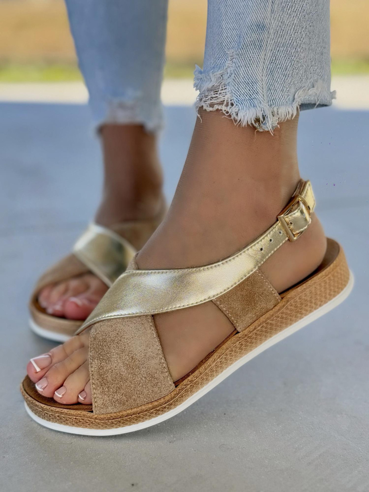 Sandały damskie skórzane OLEKSY na wygodnej podeszwie polskiej produkcji