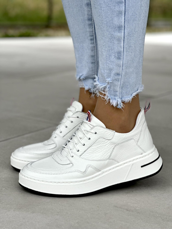 Białe sneakersy damskie OLEKSY ze skóry naturalnej polskiej produkcji