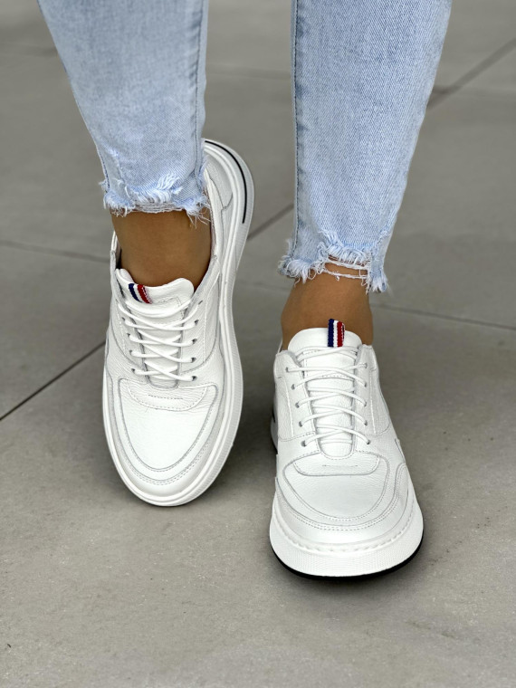 Białe sneakersy damskie OLEKSY ze skóry naturalnej polskiej produkcji