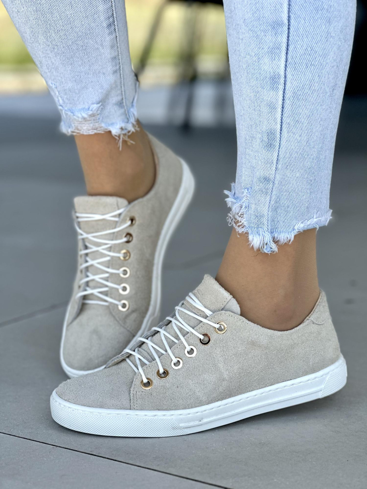 Minimalistyczne trampki damskie OLEKSY ze skóry naturalnej polskiej produkcji