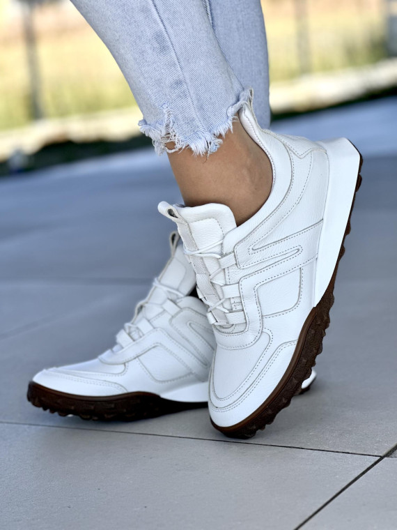 Białe sneakersy damskie OLEKSY ze skóry naturalnej polskiej produkcji