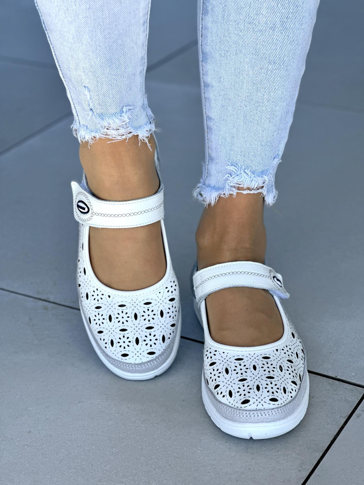 Ultra lekkie, mega wygodne, dziurkowane przewiewne ze skóry naturalnej półbuty damskie