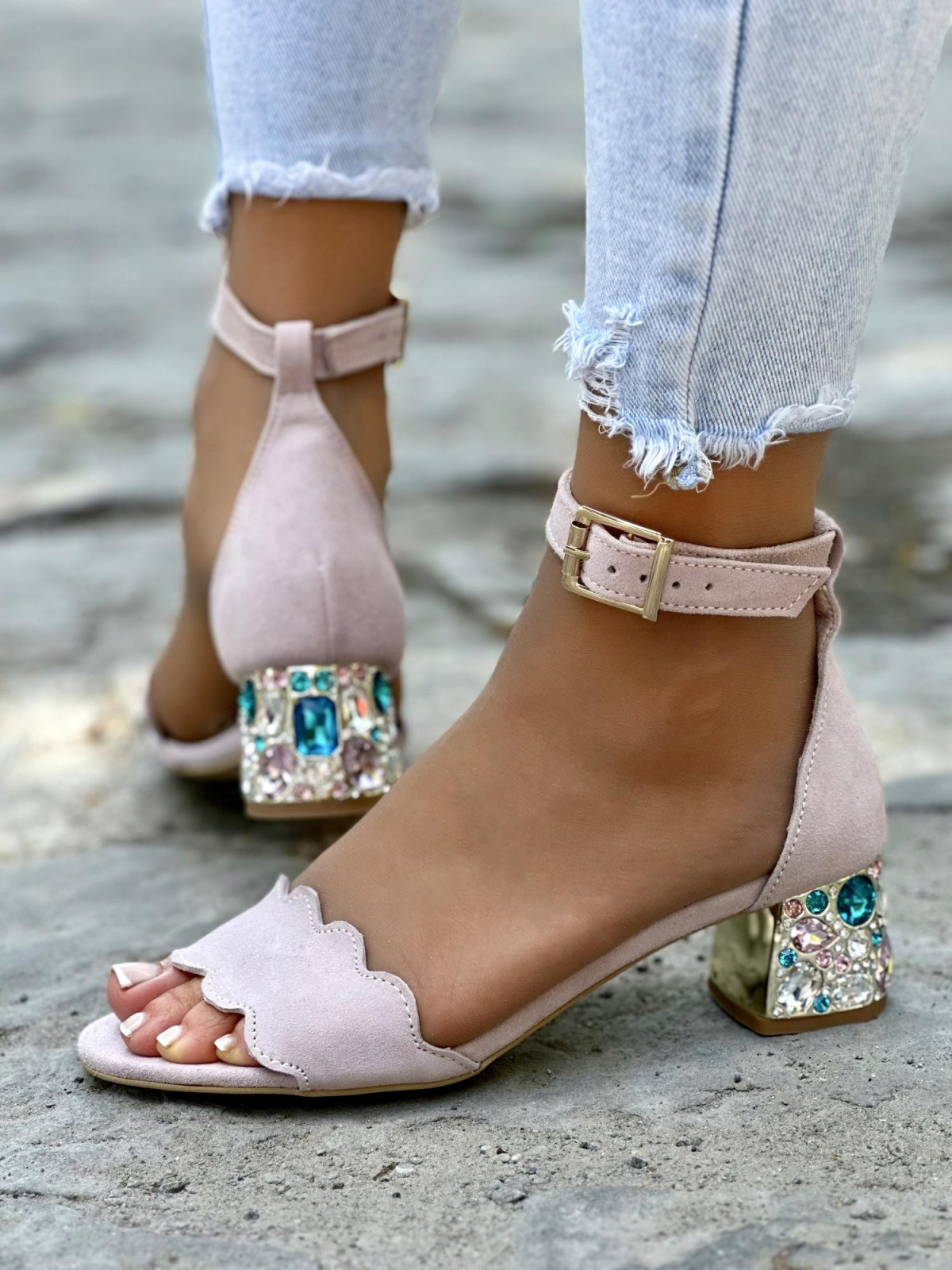 Piękne sandały damskie OLEKSY polskiej produkcji ze skóry naturalnej