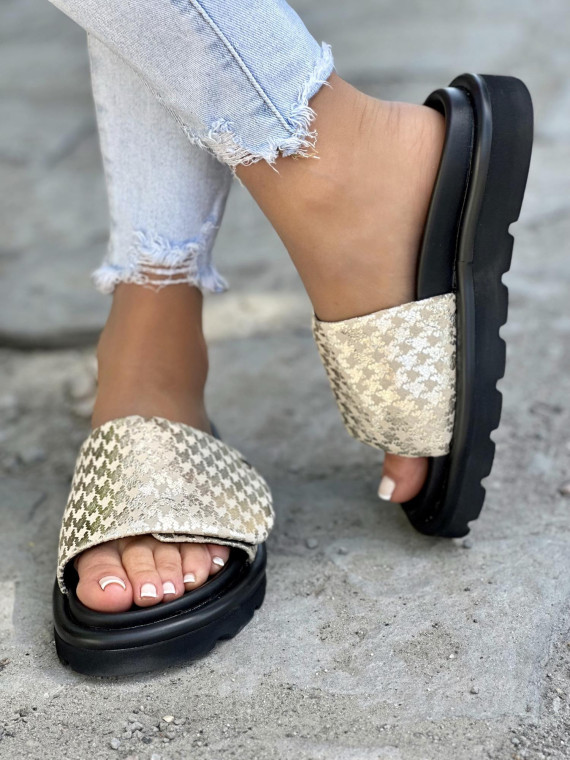 Mega wygodne złote klapki damskie ze skóry naturalnej