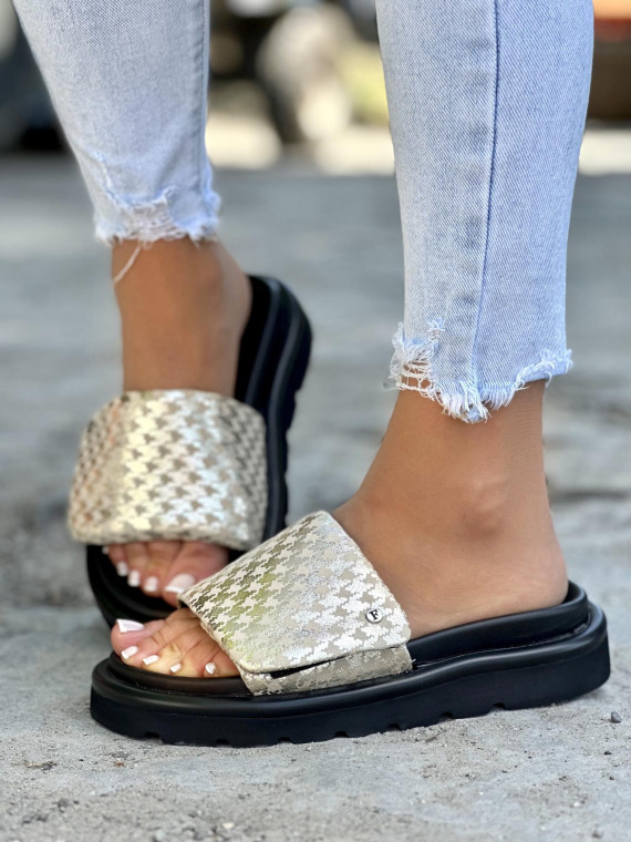 Mega wygodne złote klapki damskie ze skóry naturalnej