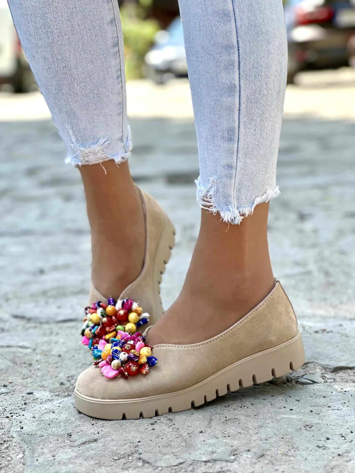 Beżowe baleriny damskie skórzane