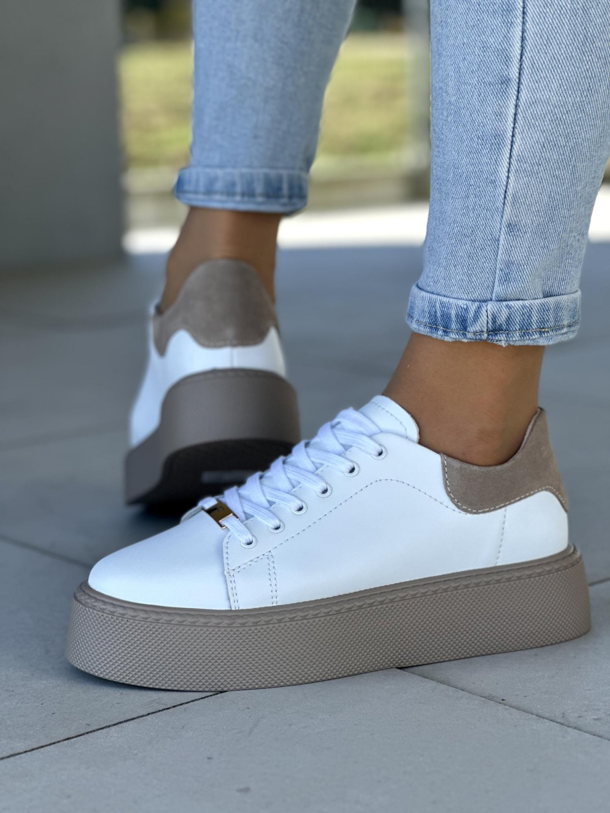 Oryginalne białe trampki damskie na platformie, skóra naturalna