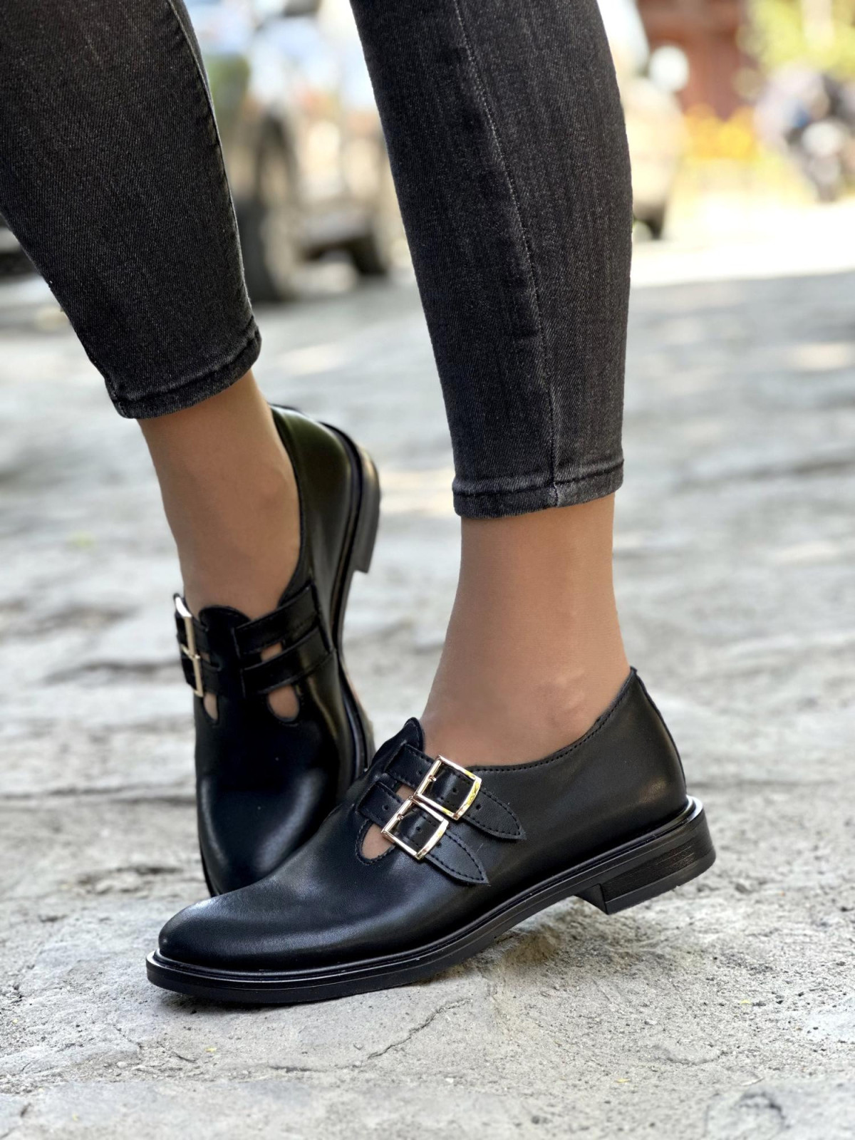 Czarne półbuty damskie skórzane OLEKSY polskiej produkcji