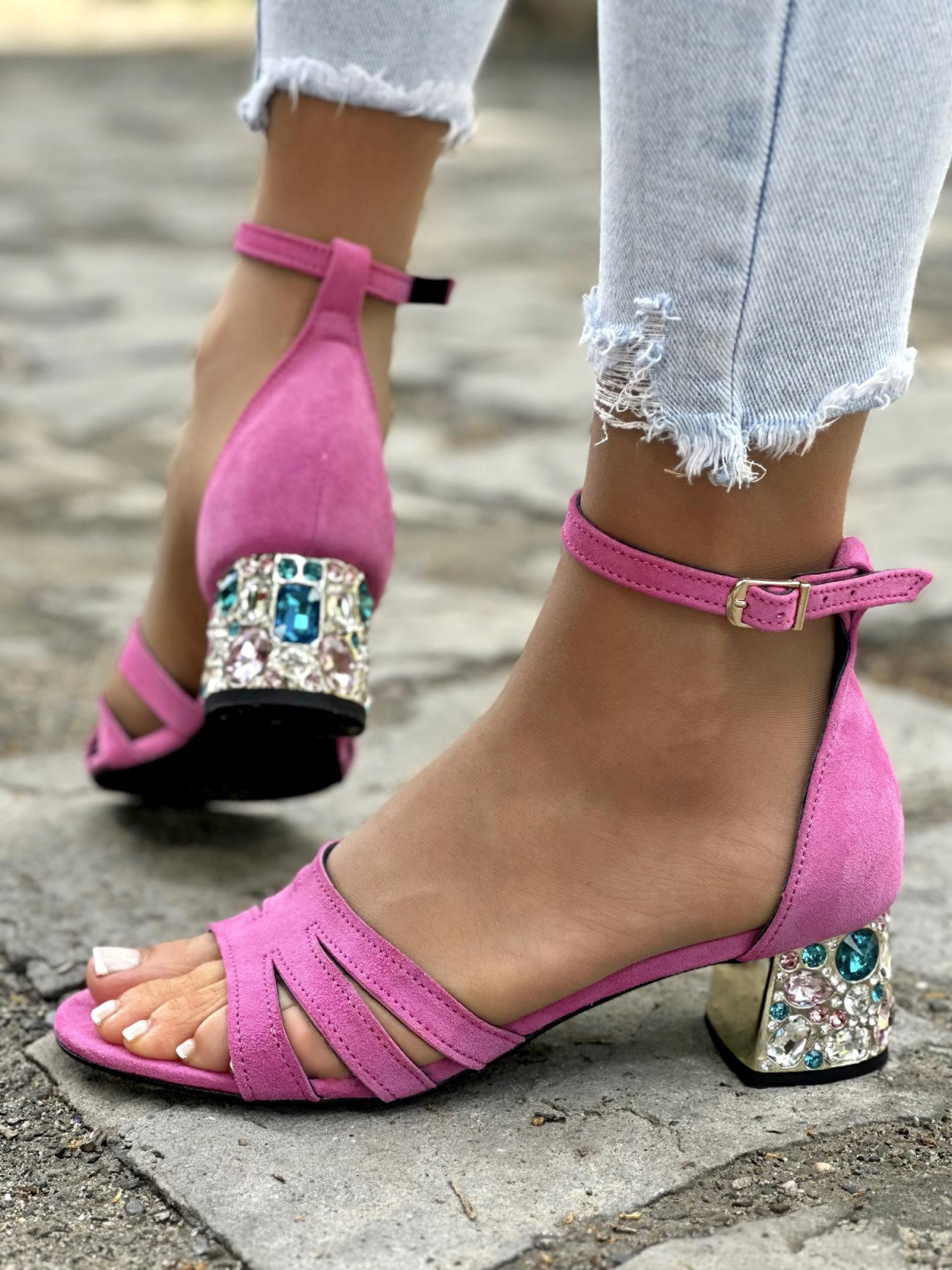 Piękne fuksjowe sandały damskie OLEKSY polskiej produkcji ze skóry naturalnej